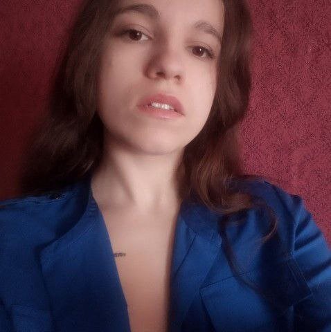 elivecams.com blake_vale livesex profile in granny cams