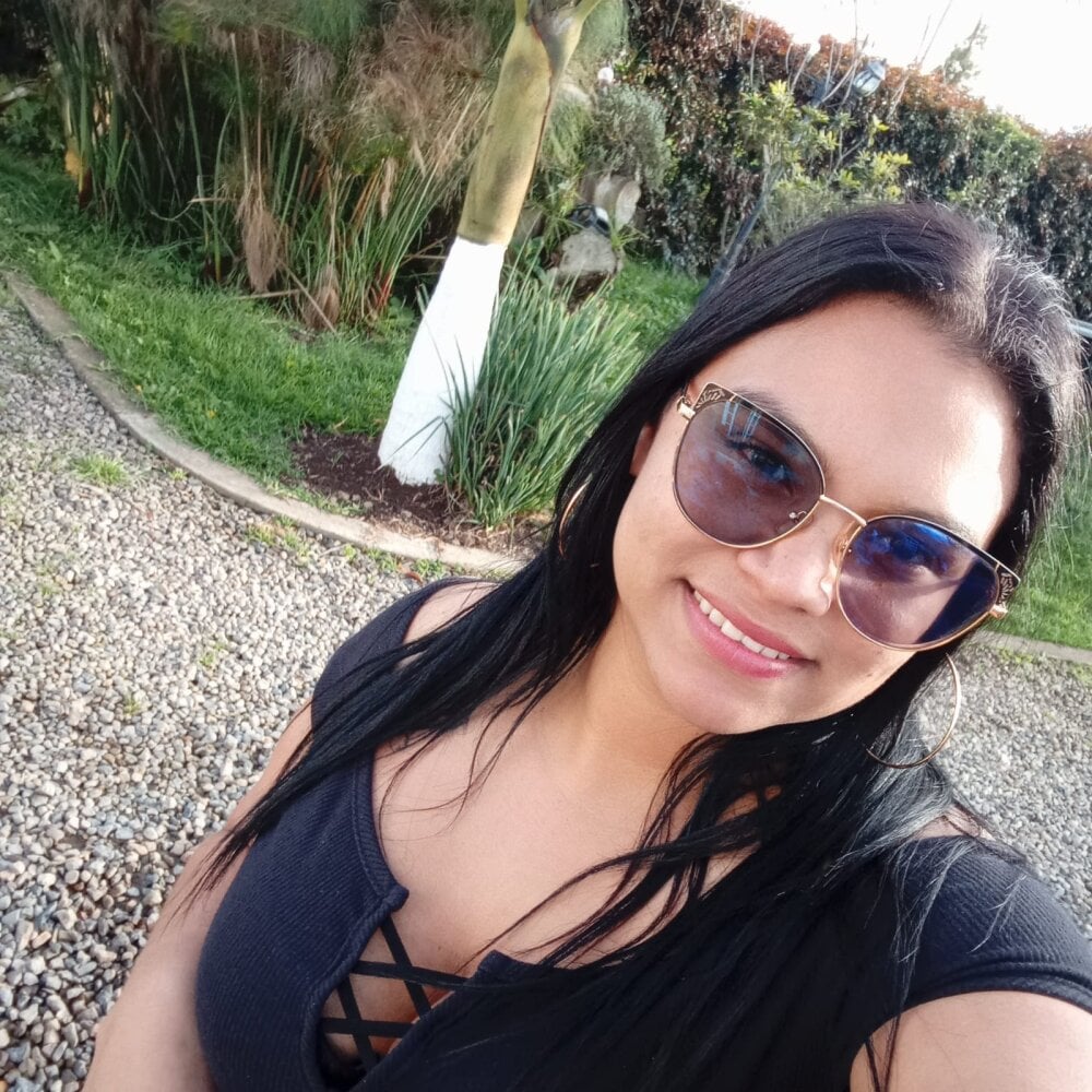 sarita_wild05_ profile