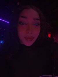 Gypsy_the_siren's Offline Chat Room