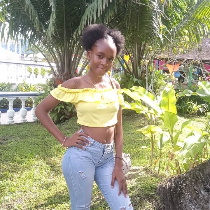 petitekatherine profile