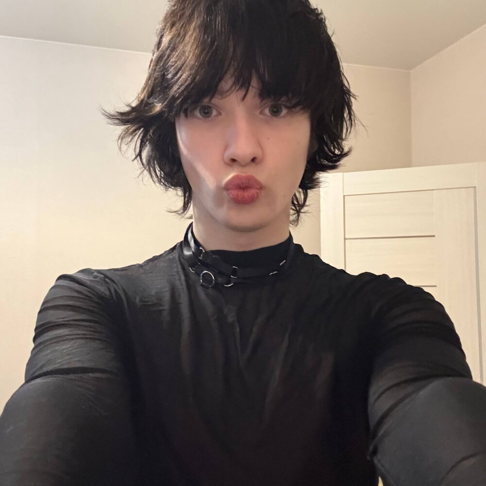 LeonBoykisser 오프라인 XXX 채팅