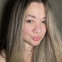 sweet_ladya's webcam live show