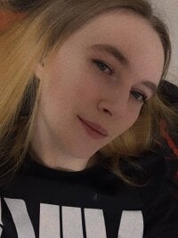 Piece_of_heart's Offline Chat Room