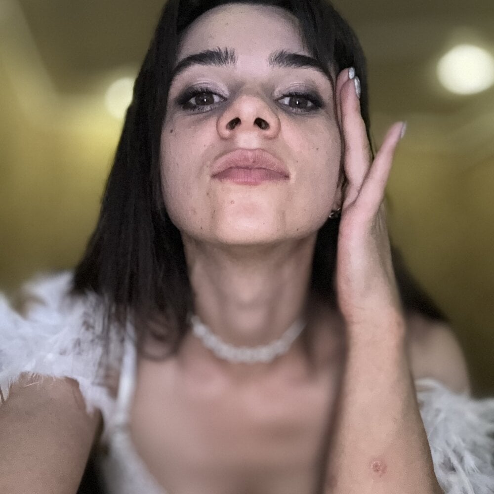 newporncams.com tinaloverxq livesex profile in im-from-wherever-you-want-me-to-be cams