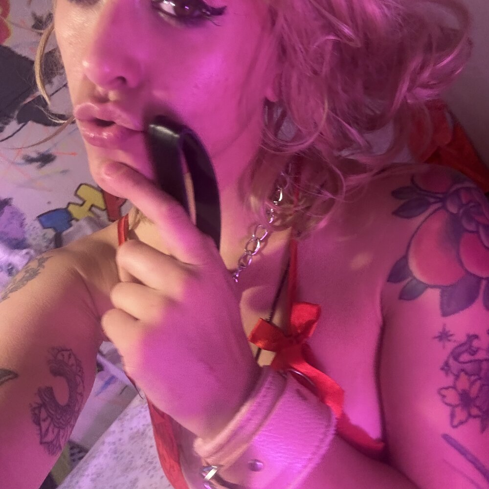 darnette_daisy's Offline XXX Chat