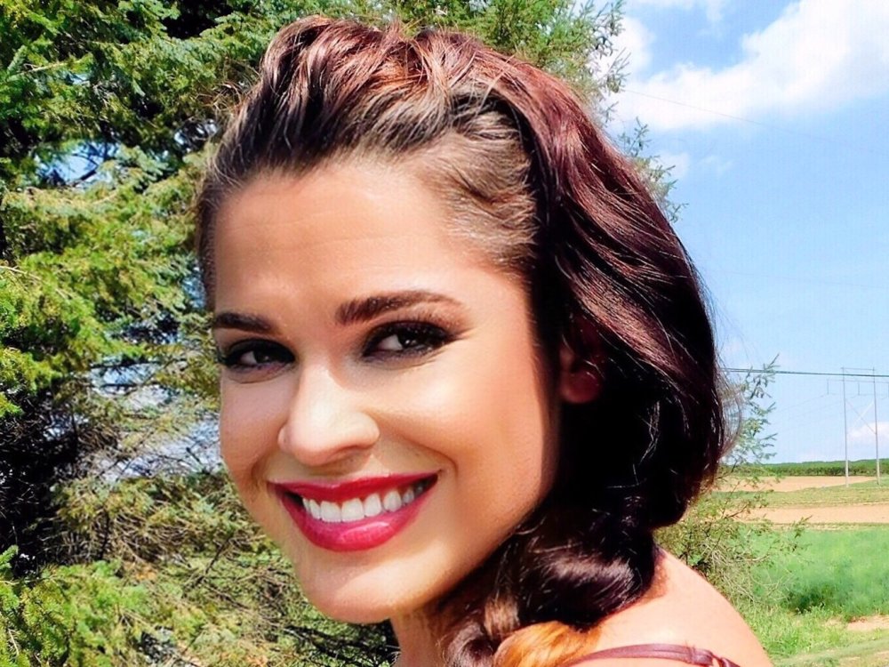 Sammi-Starfish Webcam Model Profile xHamsterLive(02)