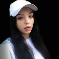 Maddy_Magdalene's Offline Chat Room