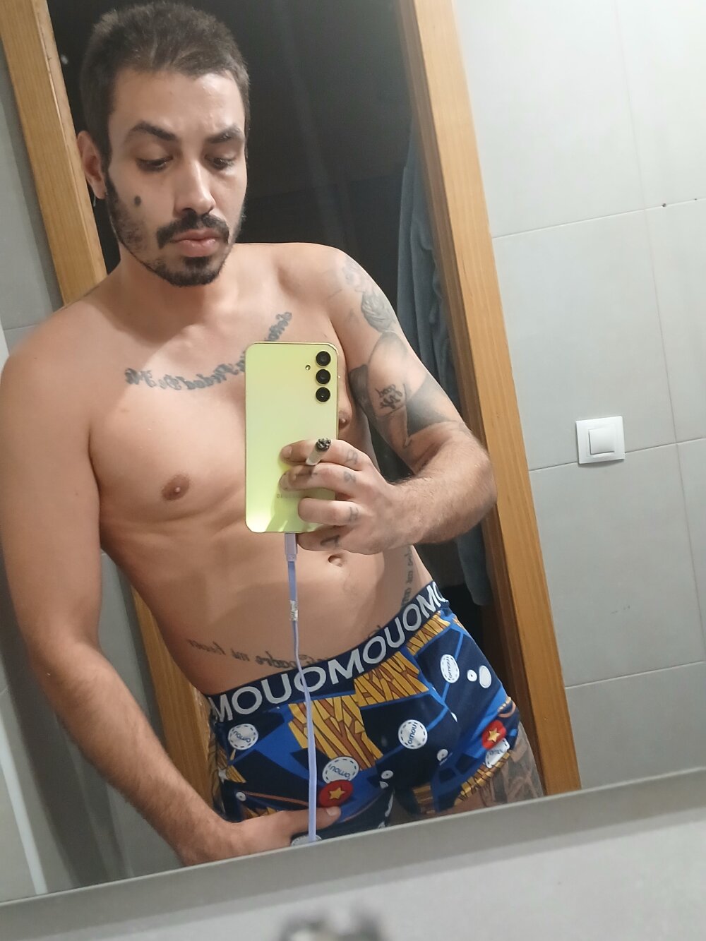 BR4v9andr's Offline XXX Chat