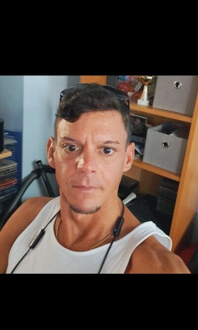 thehardone_29 from stripchat