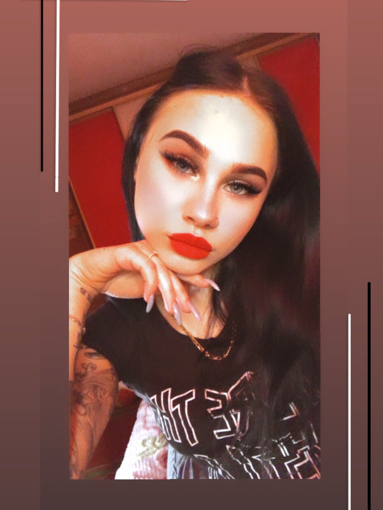 Sugarr_Baby's Offline Chat Room