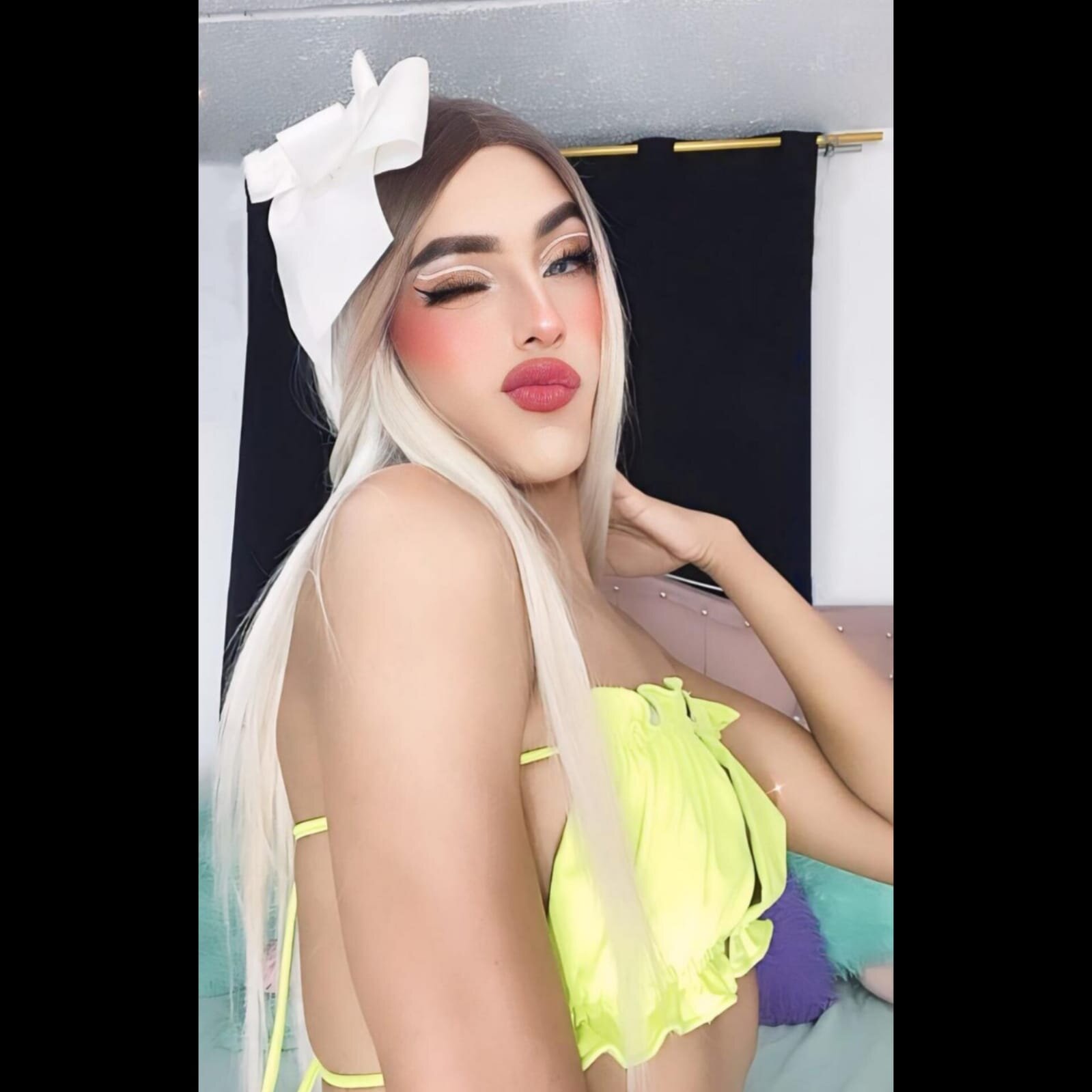 Rousseth_Isabella