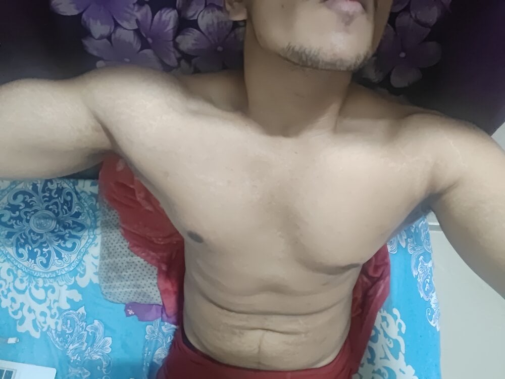 pune_guy_111 from stripchat