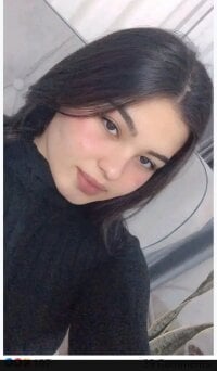 Mona_sixi's Offline Chat Room