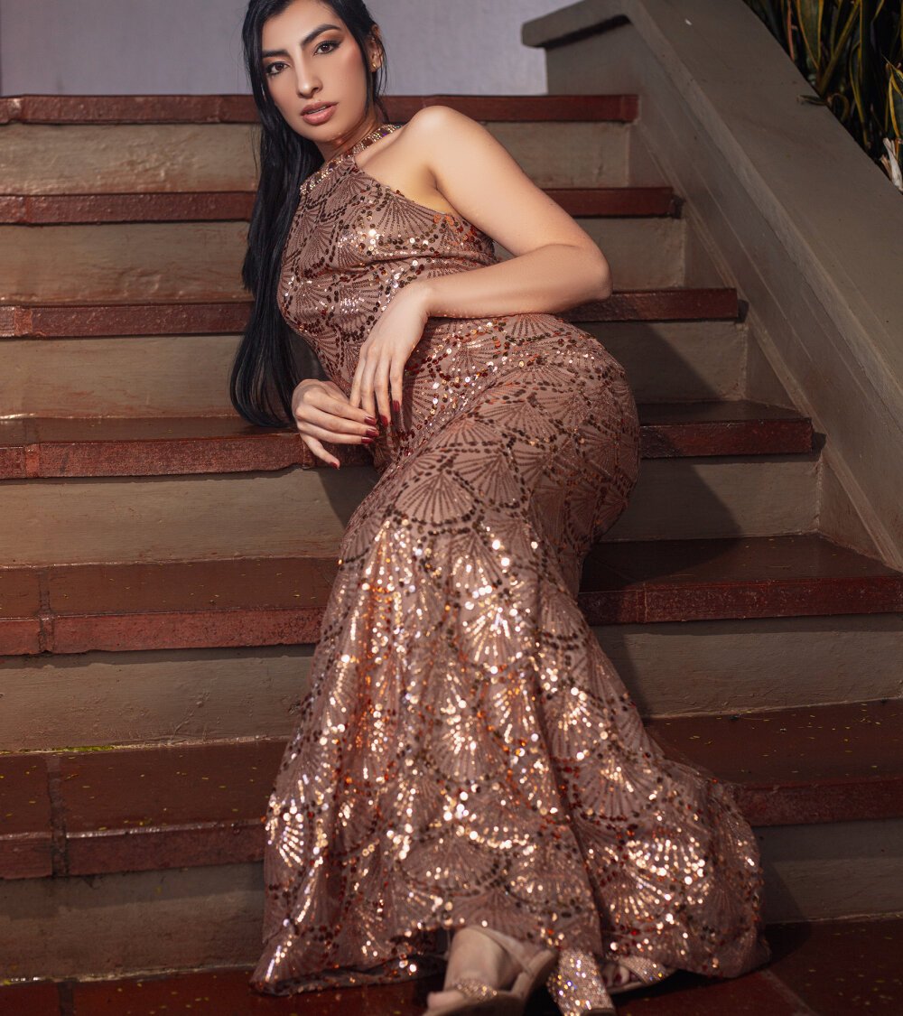 sexlivecamsites.com ninnapiers livesex profile in all-around-the-world cams