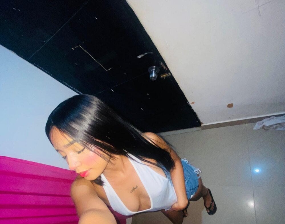 meli_peach1 from stripchat