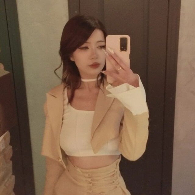 EmiliaGuess 离线聊天室