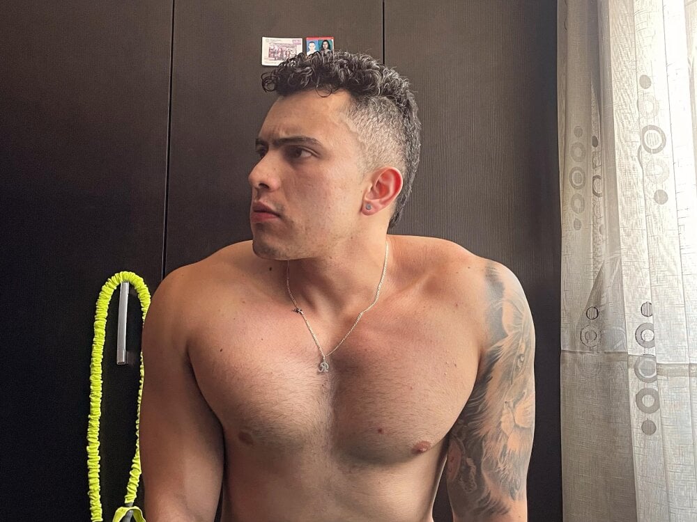 lucas_jewely profile