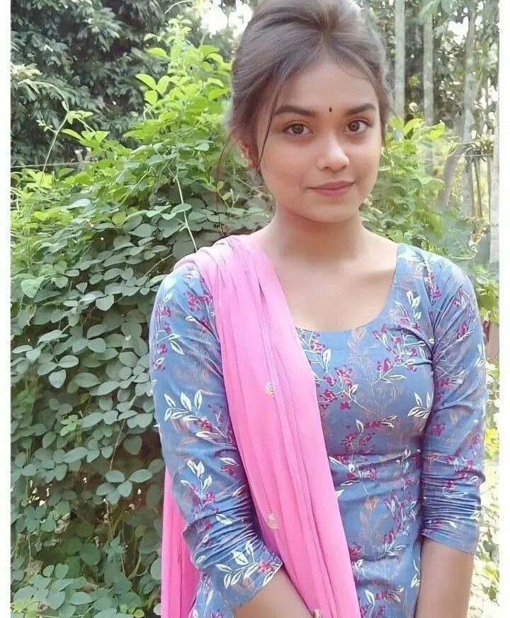 stripchat jhunaki_789 webcam profile pic via bestlivesexchat.com