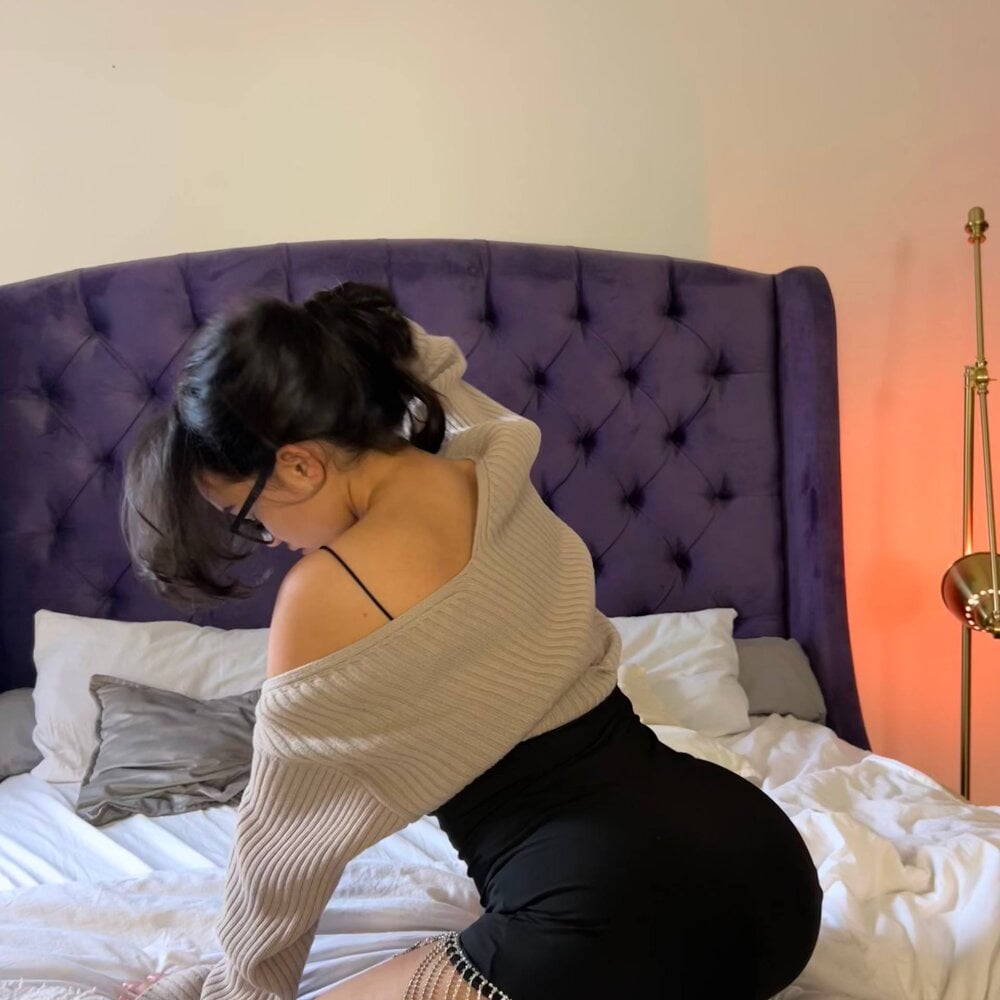 cutepully from stripchat