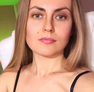 Ukrainian-magic on StripChat