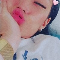 hinatacam's Offline Chat Room