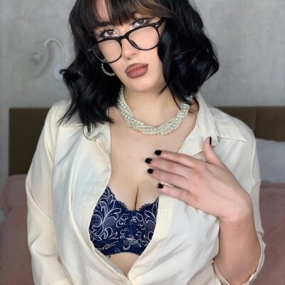 CurvyWoman_