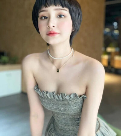 Jasmineie - asian young