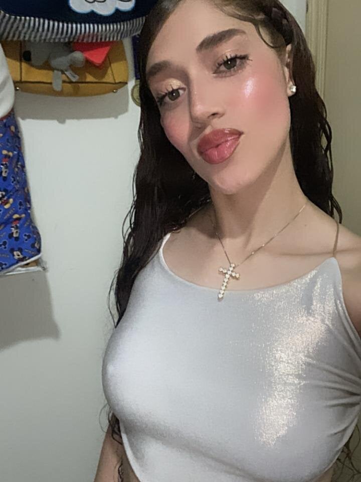 iluvcams.com meridadbony livesex profile in granny cams