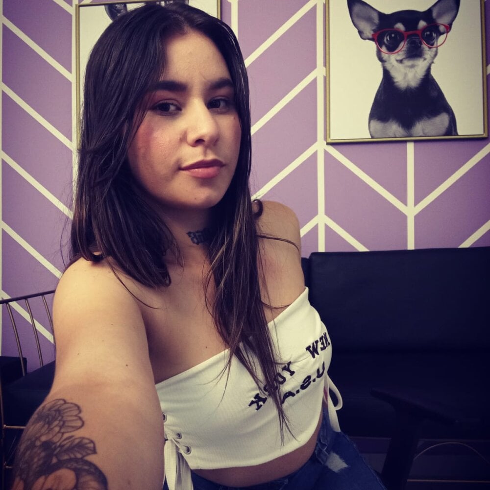 Nicolette_cb profile