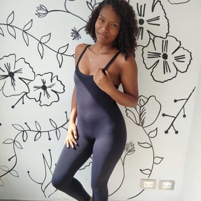 naomylee1 from stripchat