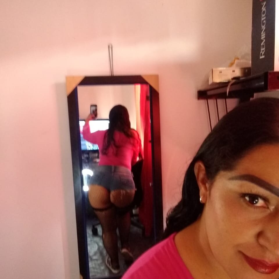 Live sex webcam photo for alay4_blue69 #289444868