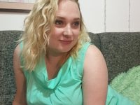 KatieRielle's Offline Chat Room