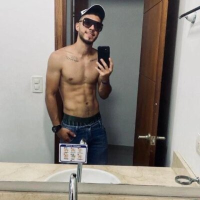 gabriel-oz from stripchat