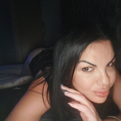 kittyccat-lady from stripchat