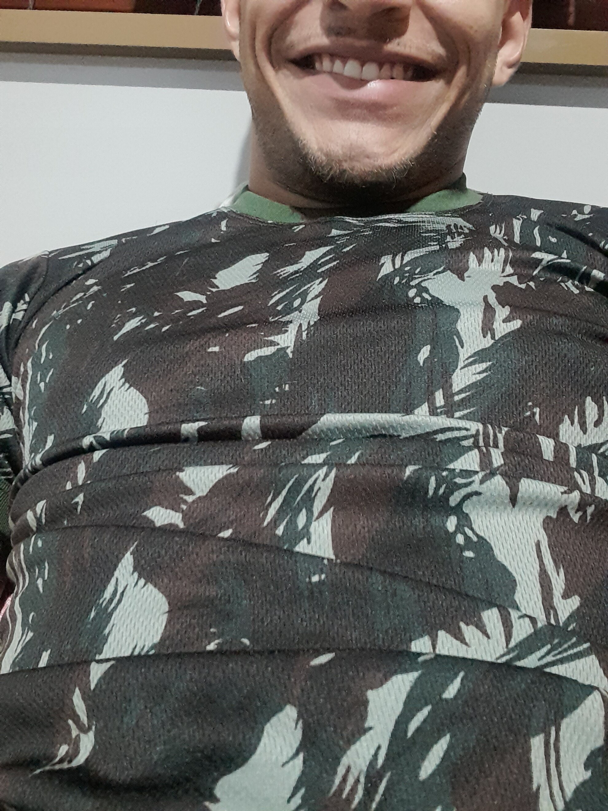 emrehliug12 live webcam