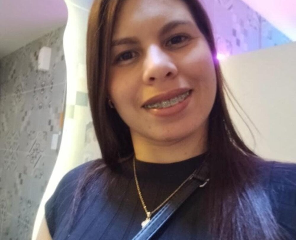 sexcityguide.com lara_queenxxx livesex profile in colombia-0-0 cams