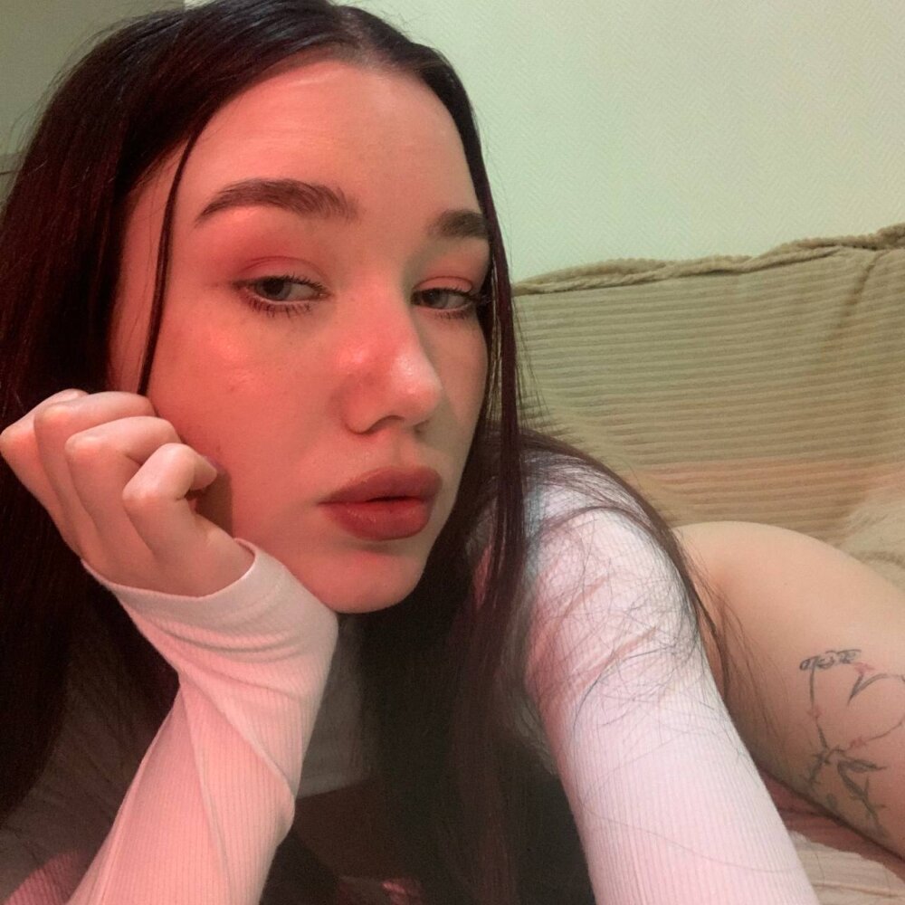 AngelaJohns 🐋 adult chat