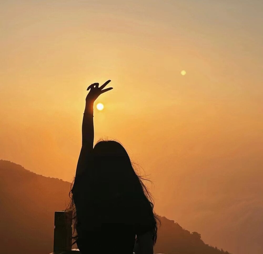 Live sex webcam photo for GeGe_Highness #289991386