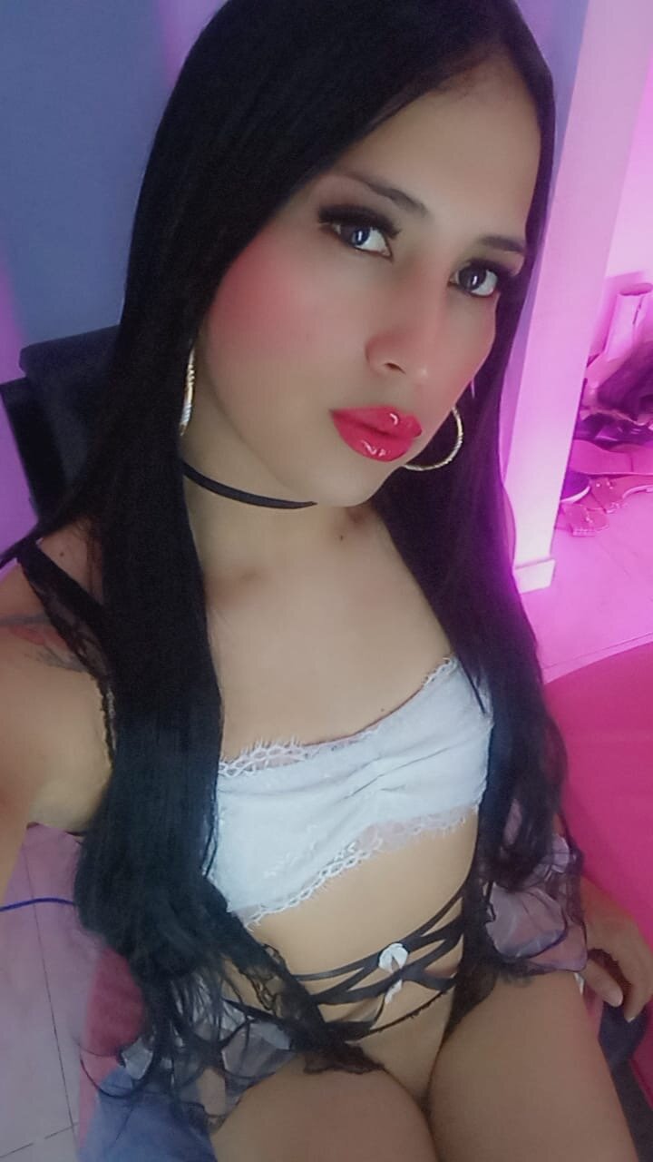 janetza-horny