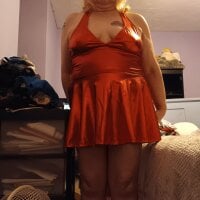 Hot_Mummy_Tilly's webcam live show