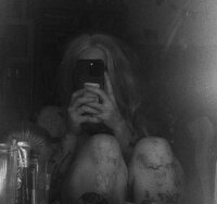 desecrateddaisy's Offline XXX Chat