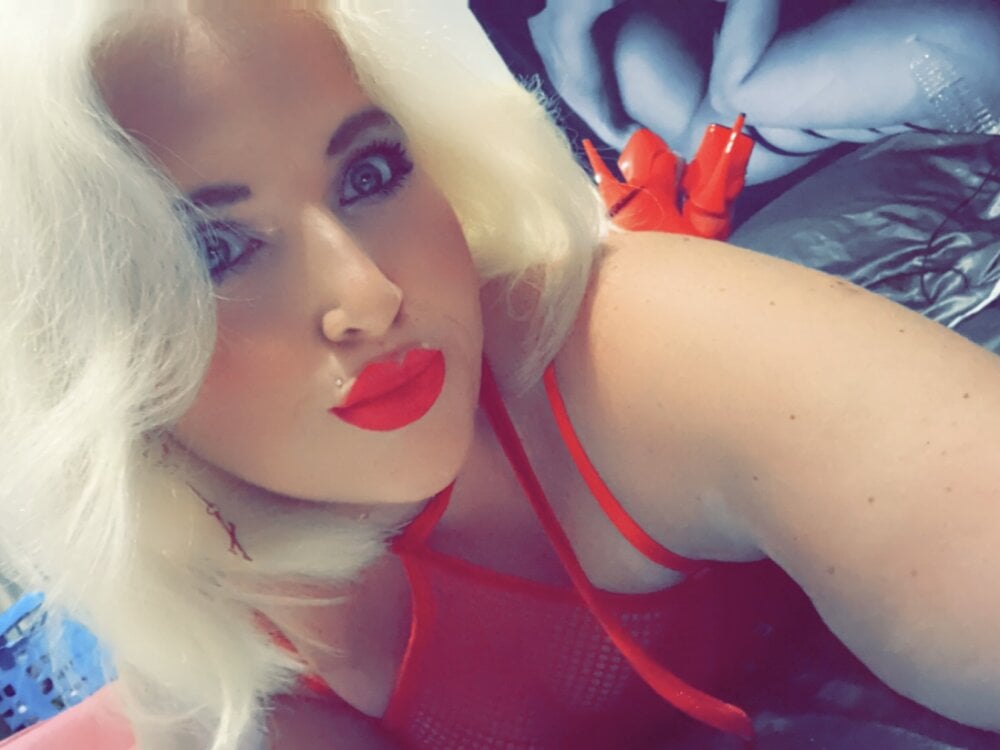 kelly__kiss71