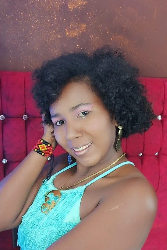 stripchat mila-crox webcam profile pic via maturelivesexcams.com