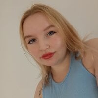 AlbertaHeckler's Offline Chat Room