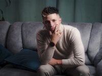 AronOwenn's Offline Chat Room