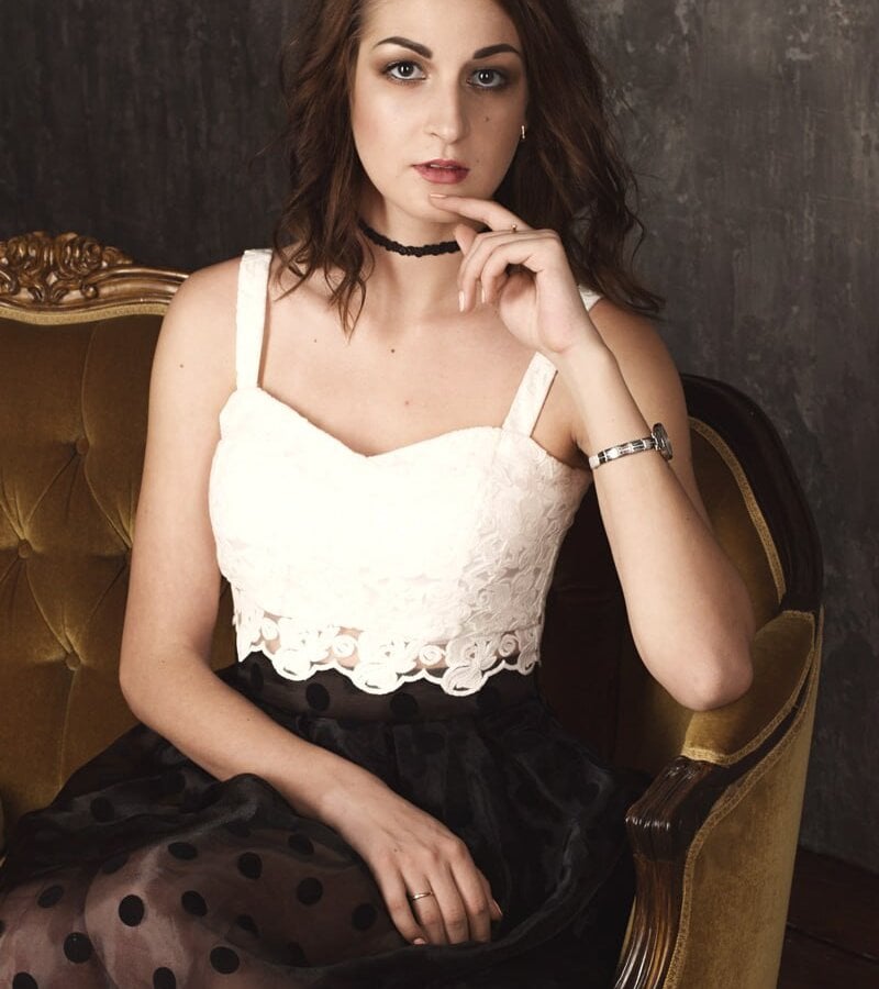 myliveeroticcams.com olga_sold livesex profile in surrounded-by-cats cams