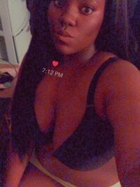 nickienicole offline chatrum