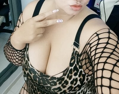 online sex webcam Karolina Jones