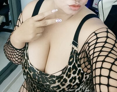 karolina_jones from stripchat