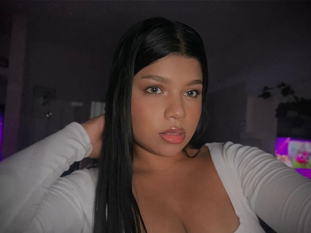 im_naomi_ webcam profile - Malagasy